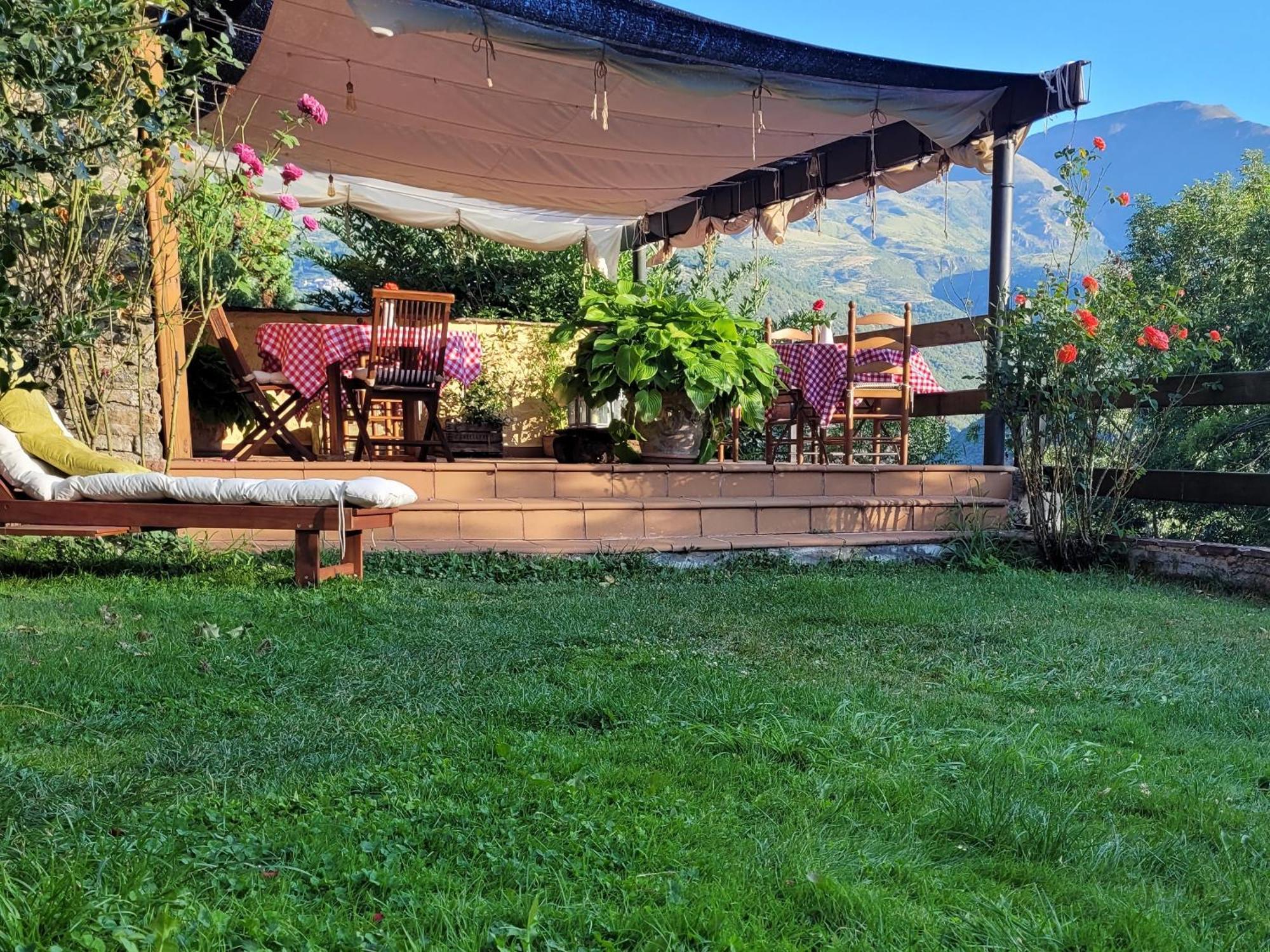 Bed and Breakfast Casa Macianet Beranui Екстер'єр фото