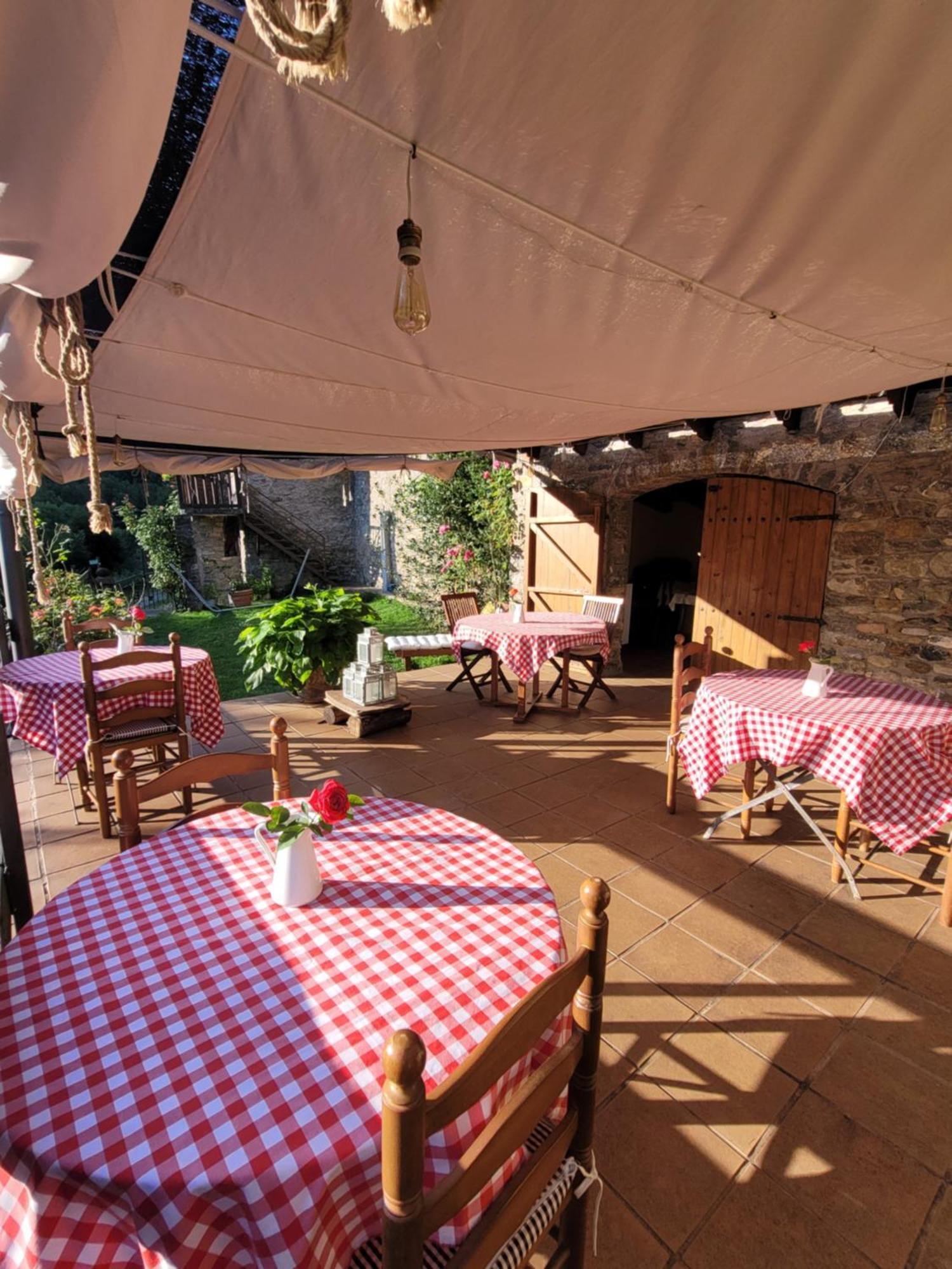 Bed and Breakfast Casa Macianet Beranui Екстер'єр фото